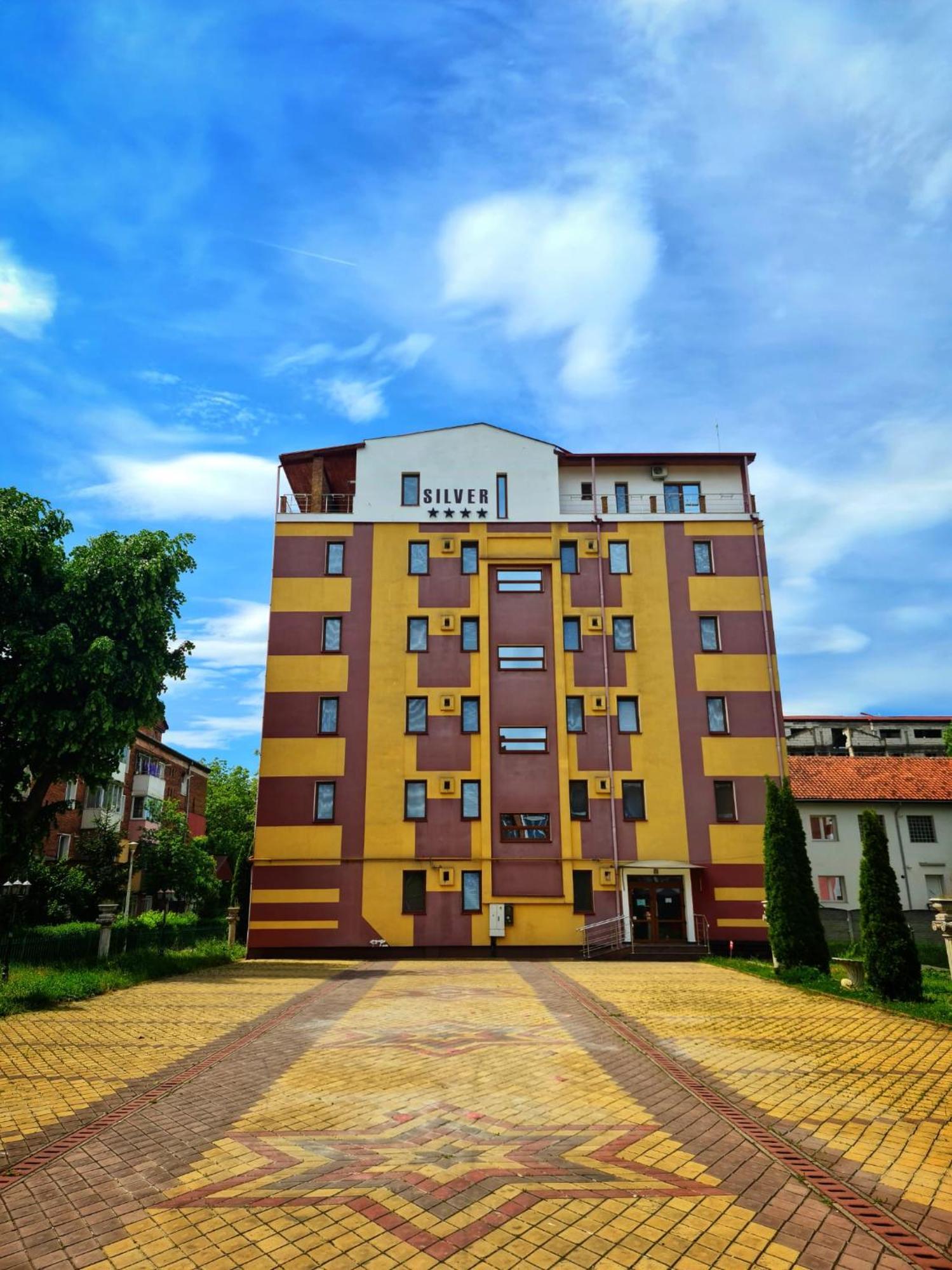 Silver Hunedoara Dış mekan fotoğraf